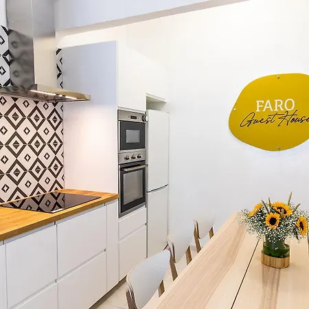 Pensionat Faro Guest House