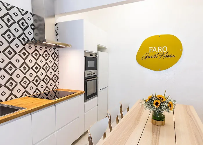 Pensjonat Faro Guest House