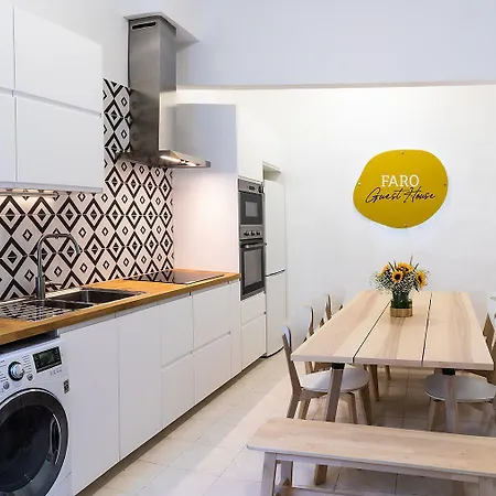 Gæstehus Faro Guest House